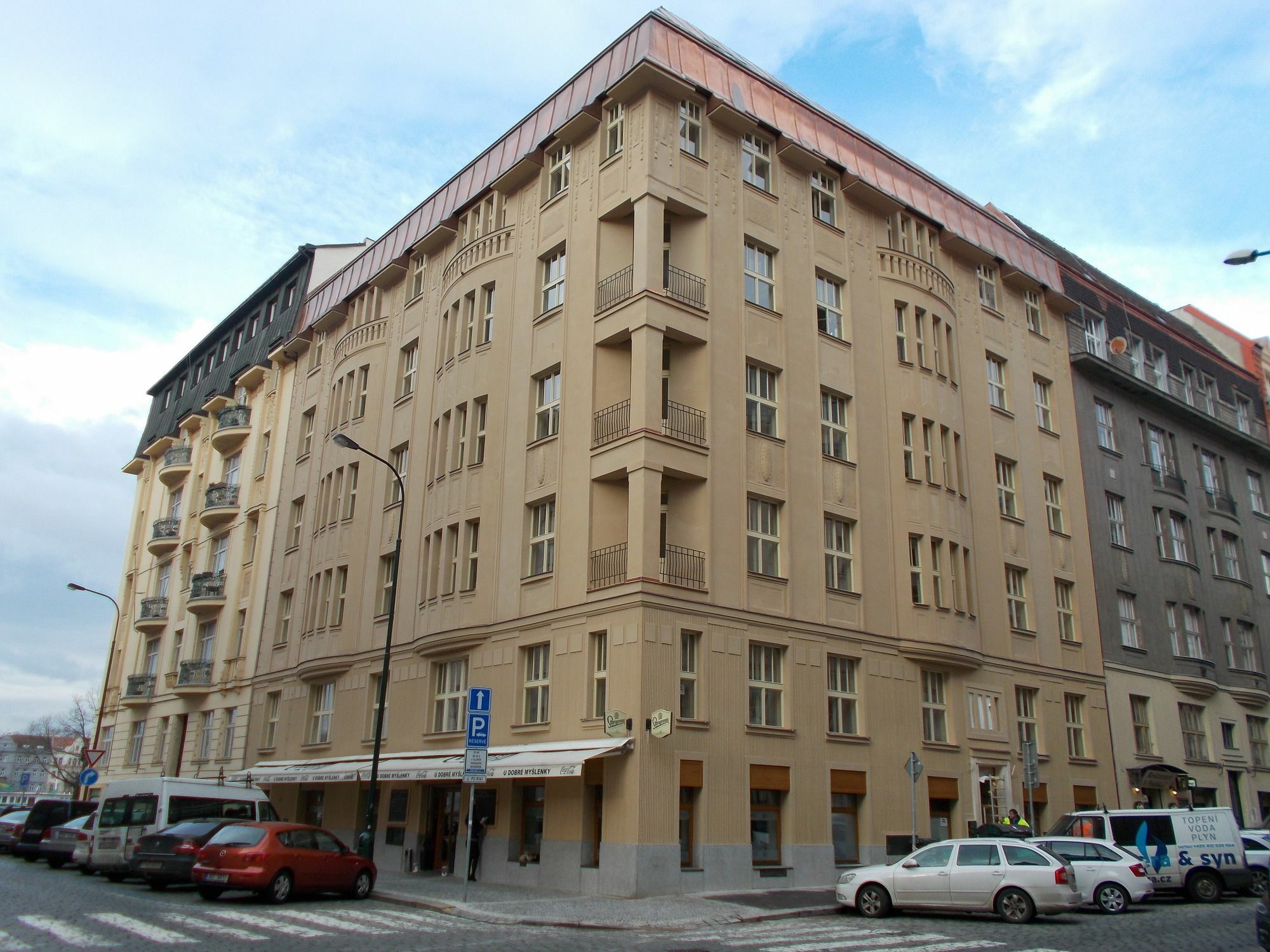 Riverside Spirit Прага Экстерьер фото