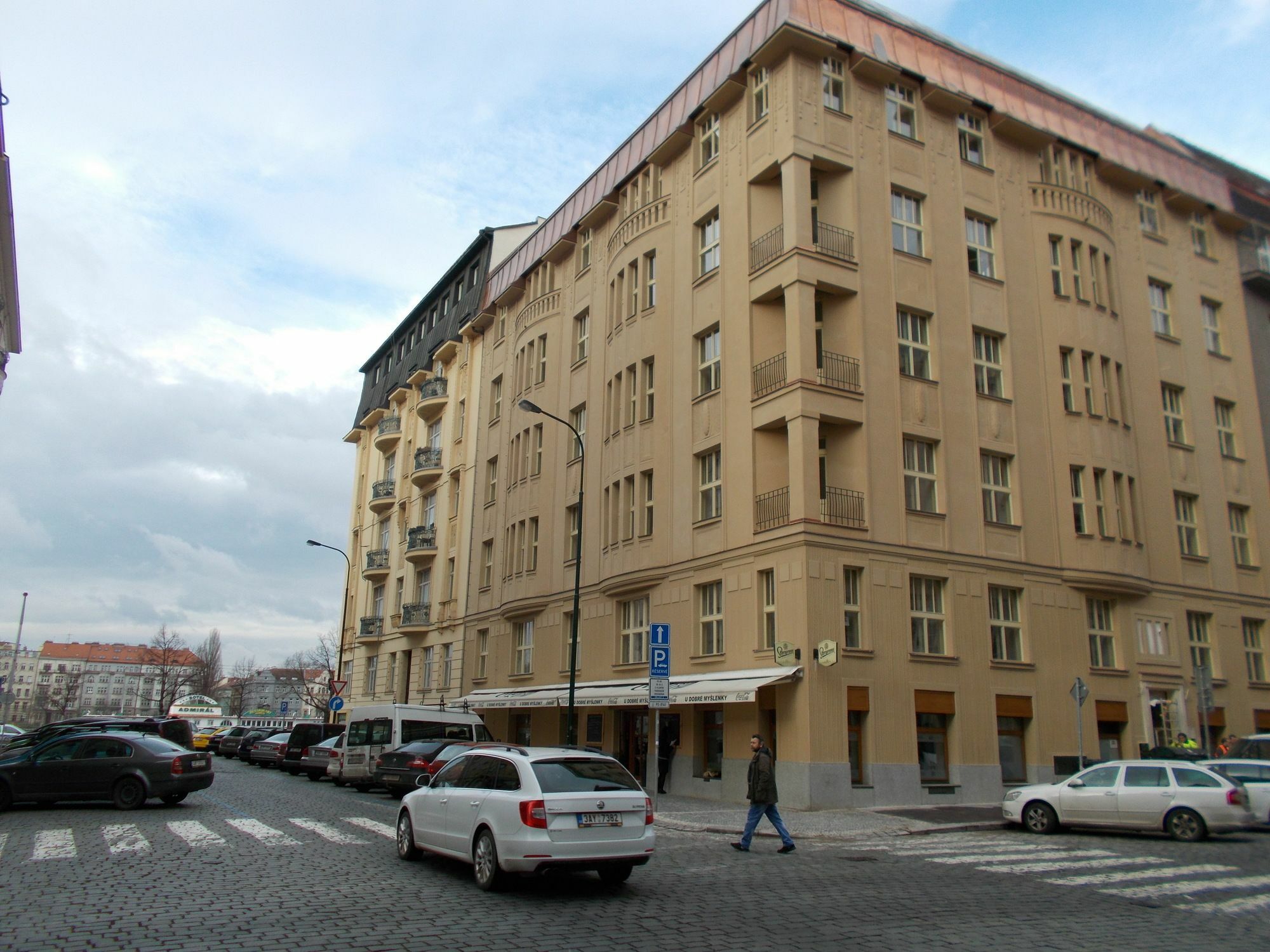 Riverside Spirit Прага Экстерьер фото